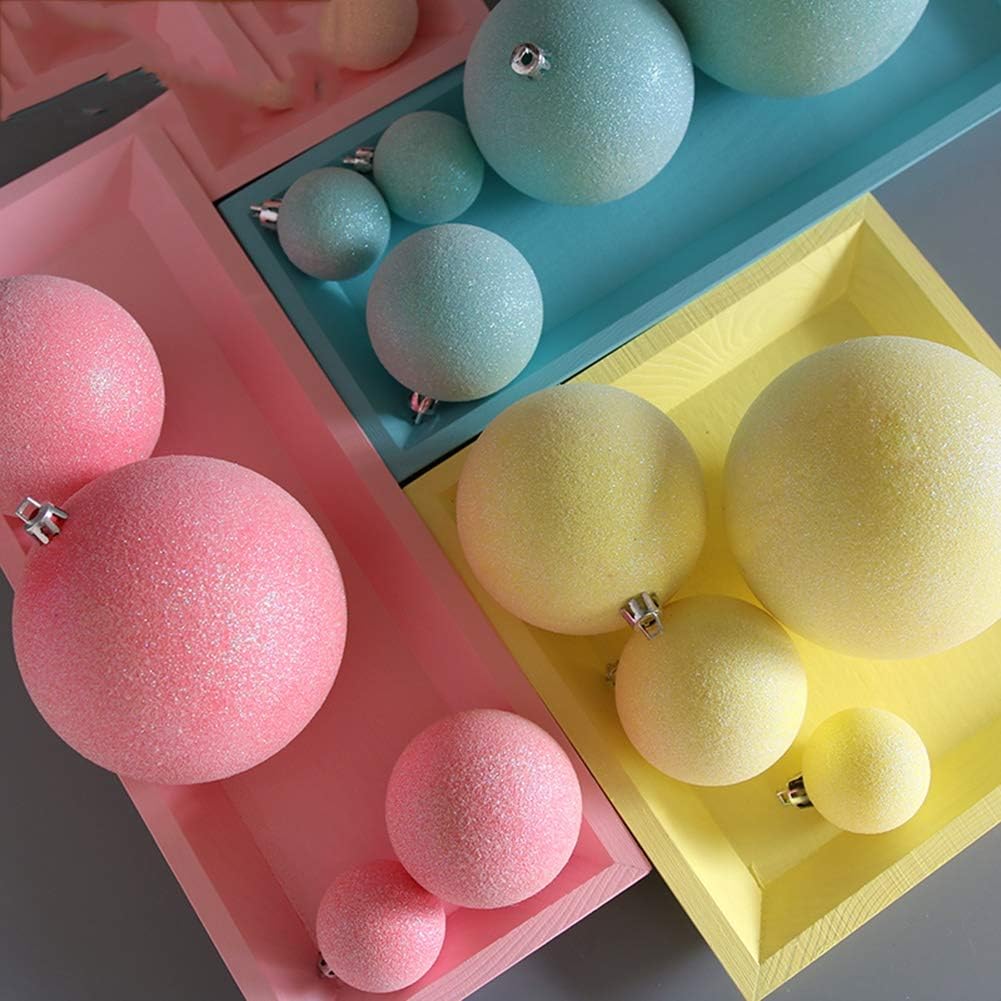 julgranskulor i olika färger